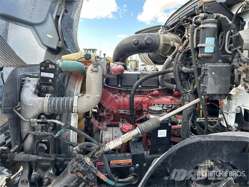 Mack Anthem 6x4 T/A Day Cab Truck Tractor Truck Tractor Units
