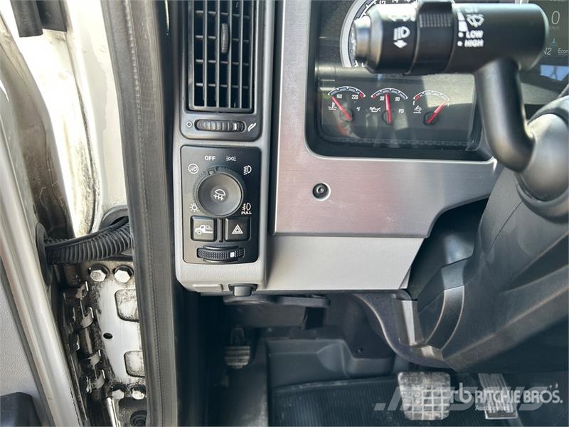 Mack Anthem 6x4 T/A Day Cab Truck Tractor Truck Tractor Units