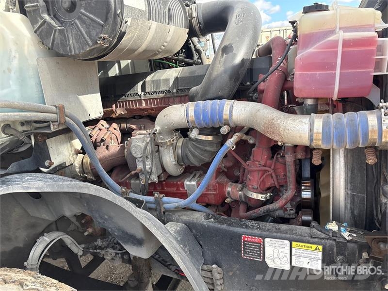 Mack Anthem 6x4 T/A Day Cab Truck Tractor Vilcēji