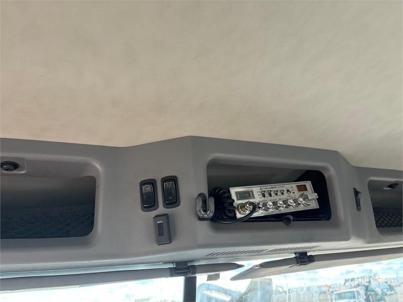 Mack Anthem 6x4 T/A Day Cab Truck Tractor Vilcēji