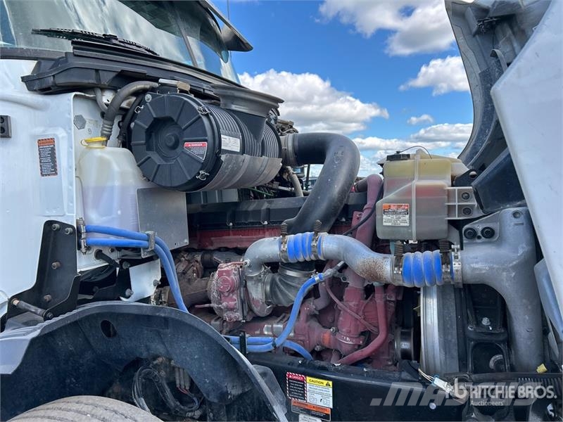 Mack Anthem 6x4 T/A Day Cab Truck Tractor Truck Tractor Units