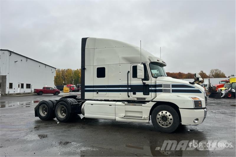 Mack Anthem 6x4 T/A Sleeper Truck Tractor Tractor Units