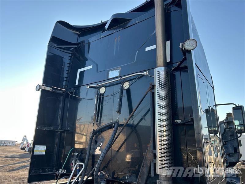 Mack Anthem 6x4 T/A Sleeper Truck Tractor Vilcēji