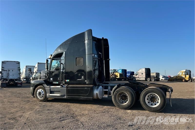 Mack Anthem 6x4 T/A Sleeper Truck Tractor Vilcēji