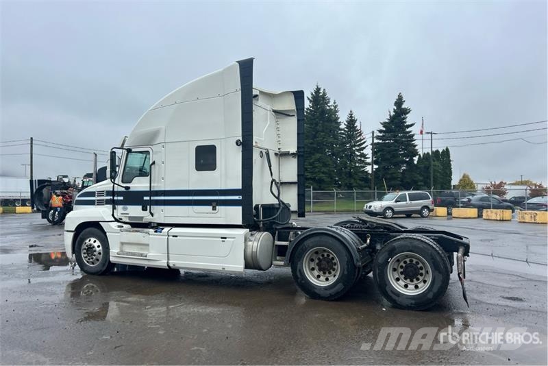 Mack Anthem 6x4 T/A Sleeper Truck Tractor Tractor Units