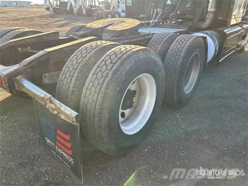 Mack Anthem 6x4 T/A Sleeper Truck Tractor Vilcēji