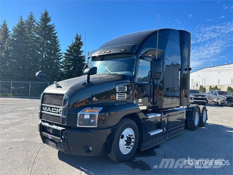 Mack Anthem 6x4 T/A Sleeper Truck Tractor Τράκτορες