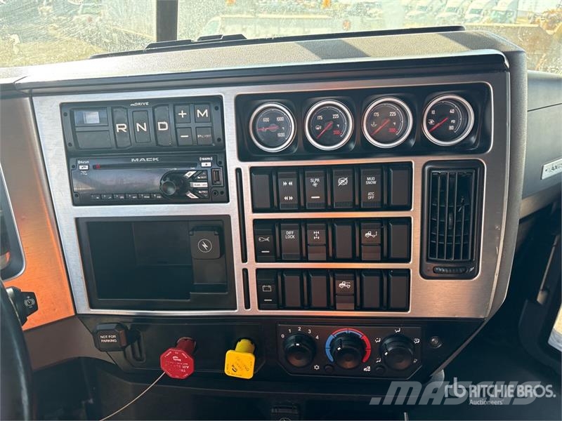 Mack Anthem 6x4 T/A Sleeper Truck Tractor Truck Tractor Units