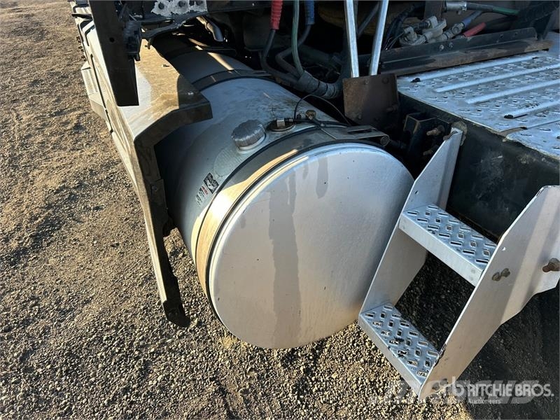 Mack Anthem 6x4 T/A Sleeper Truck Tractor Vilcēji