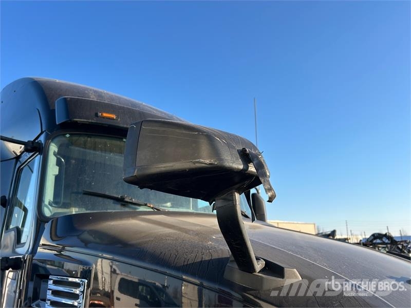 Mack Anthem 6x4 T/A Sleeper Truck Tractor Vilcēji
