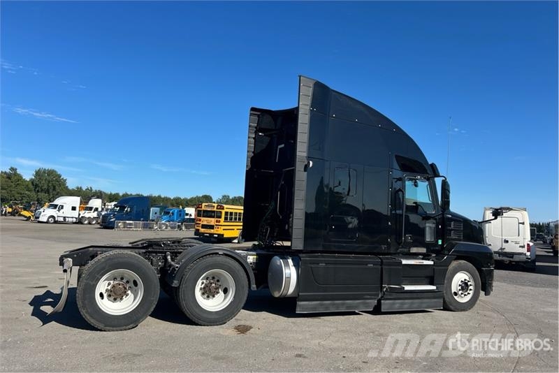 Mack Anthem 6x4 T/A Sleeper Truck Tractor Τράκτορες