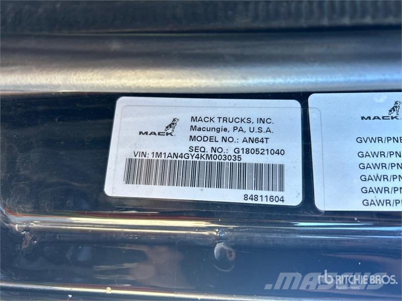 Mack Anthem 6x4 T/A Sleeper Truck Tractor Τράκτορες