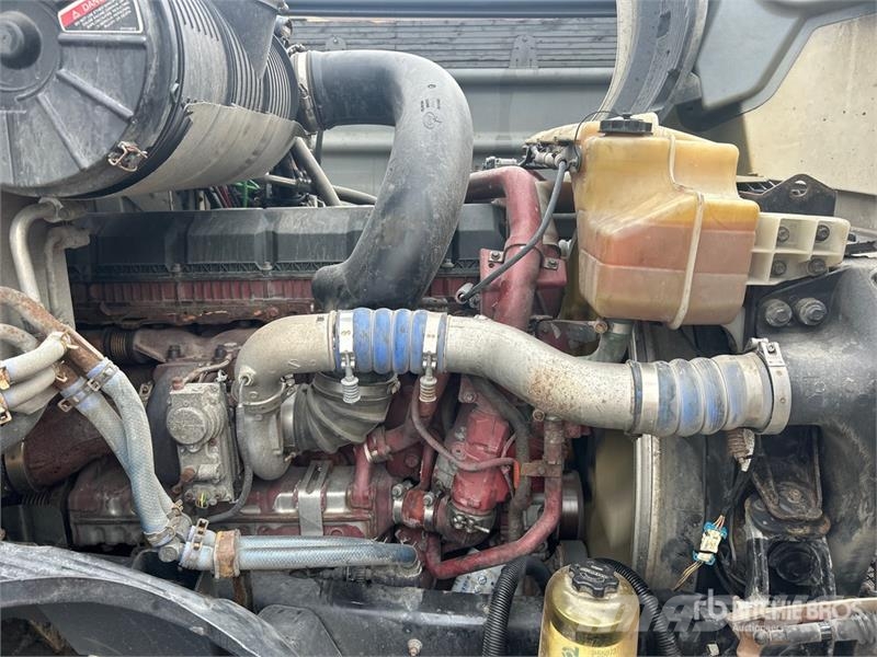 Mack Anthem 6x4 T/A Sleeper Truck Tractor Tractor Units