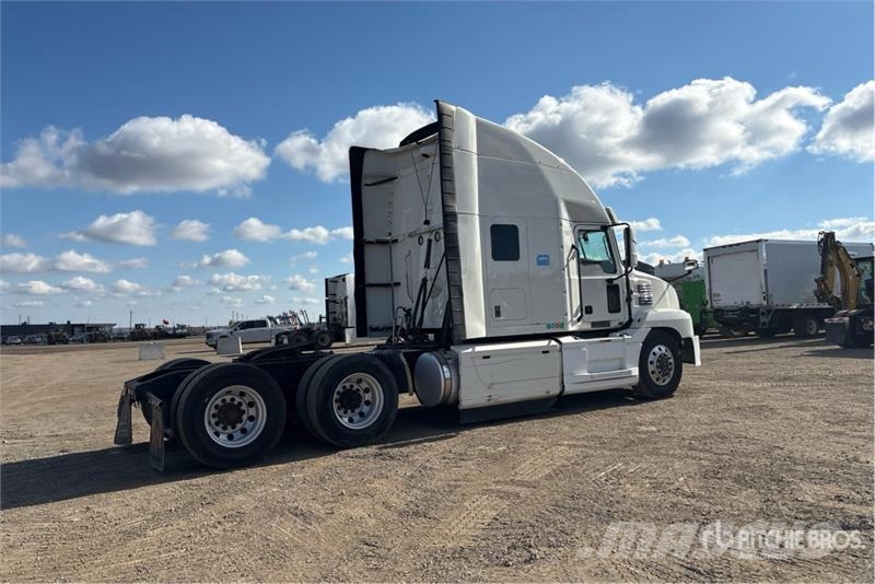 Mack Anthem 6x4 T/A Sleeper Truck Tractor Truck Tractor Units