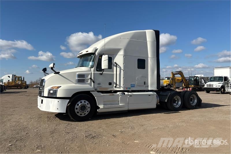Mack Anthem 6x4 T/A Sleeper Truck Tractor Truck Tractor Units