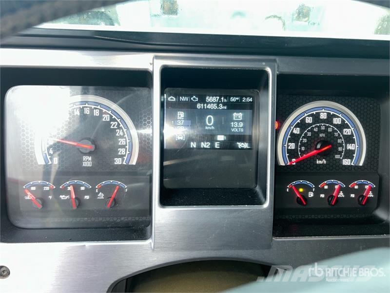 Mack Anthem 6x4 T/A Sleeper Truck Tractor Tractor Units