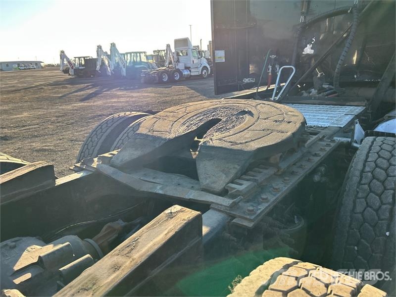 Mack Anthem 6x4 T/A Sleeper Truck Tractor Vilcēji