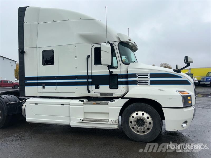 Mack Anthem 6x4 T/A Sleeper Truck Tractor Tractor Units