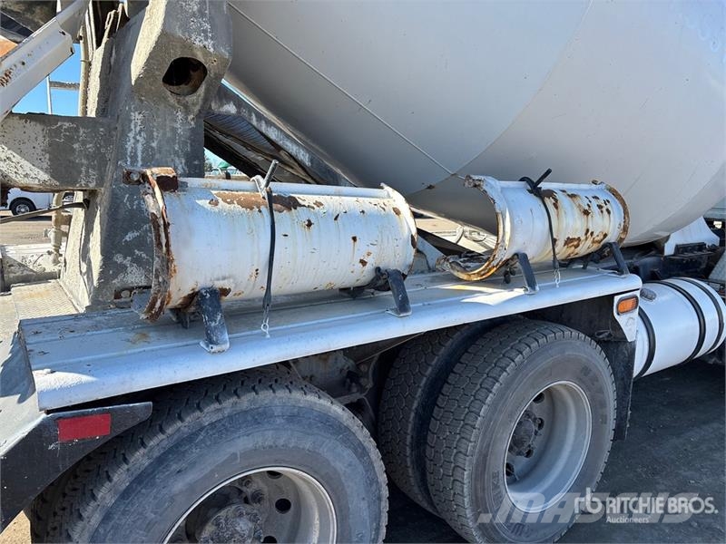 Mack CT713 混凝土車
