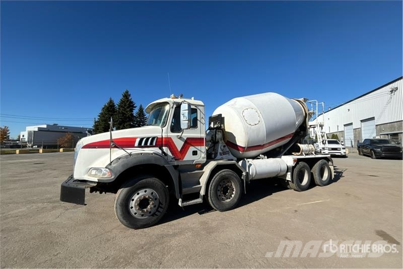 Mack CT713 混凝土車