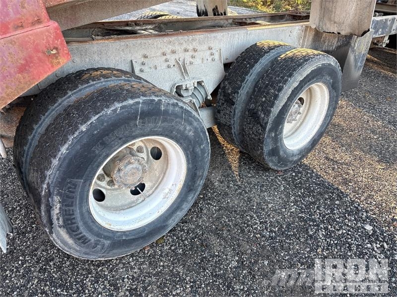 Mack CV713 Kipper