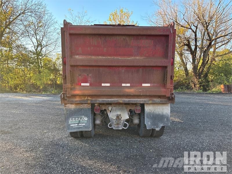 Mack CV713 Kipper