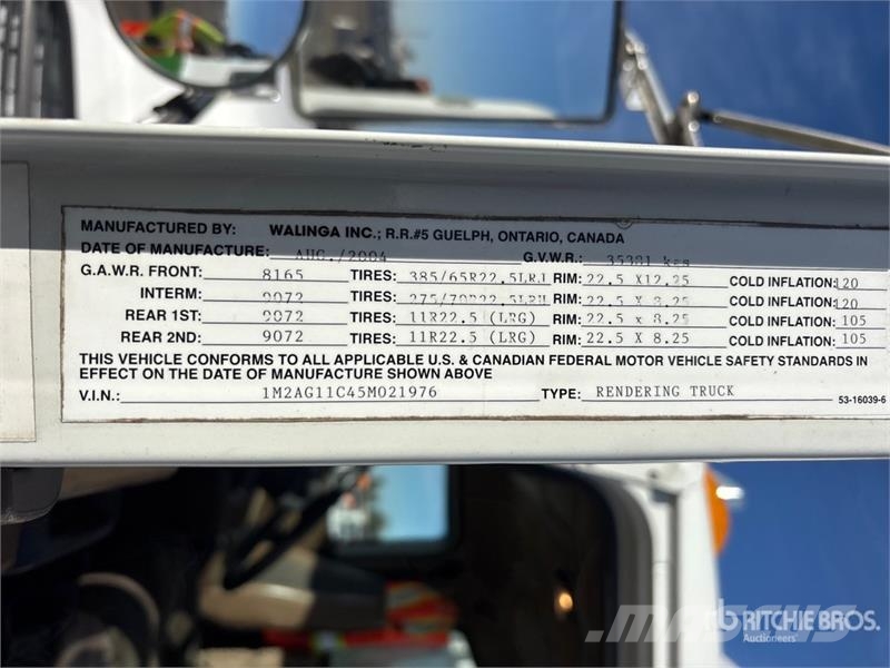 Mack CV713 6x4 Van Truck Dobozos teherautók