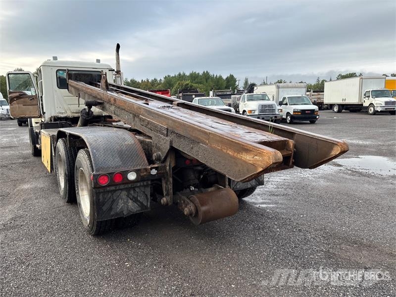 Mack CV713 Granite 6x4 Roll-Off Truck Skip loader