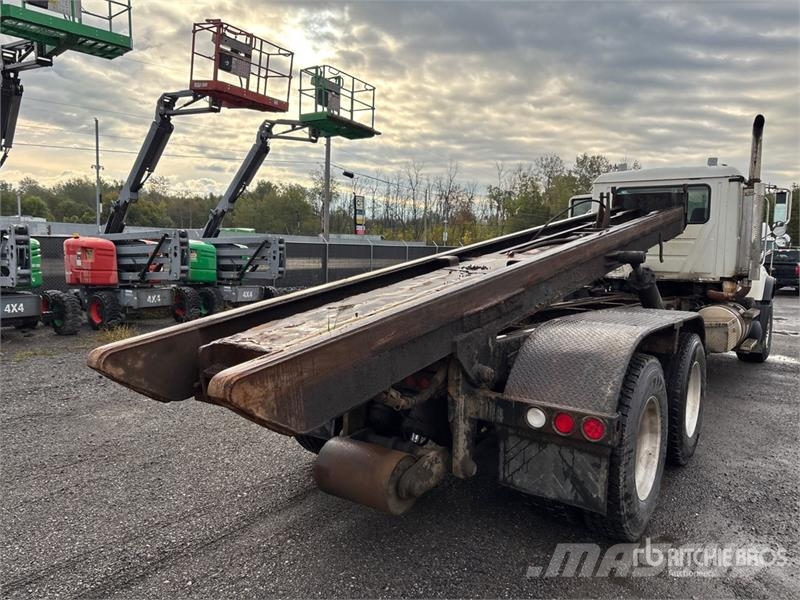 Mack CV713 Granite 6x4 Roll-Off Truck Skip loader