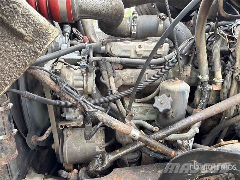 Mack CV713 Granite 6x4 Roll-Off Truck Skip loader