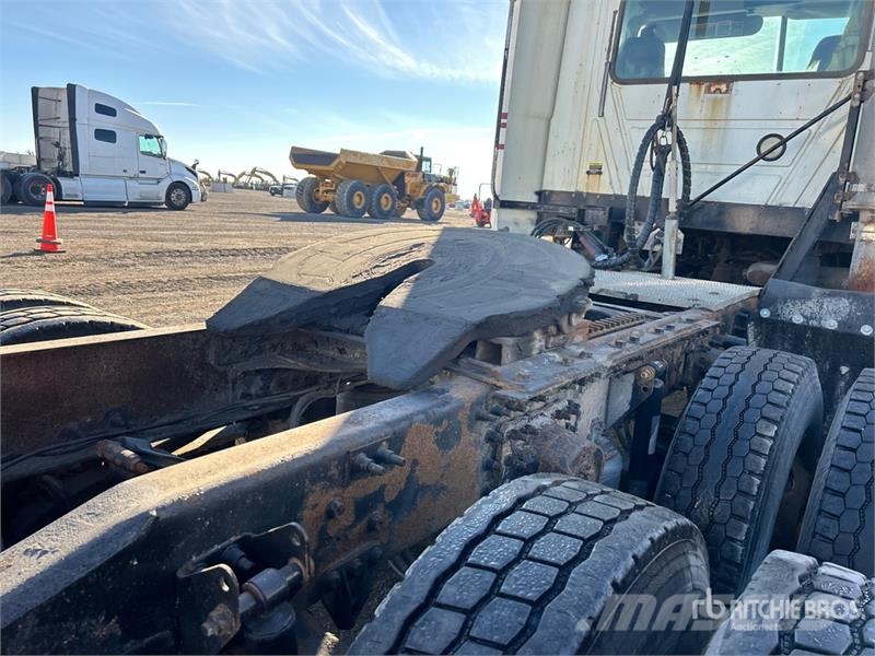 Mack CXN613 Tracteur routier