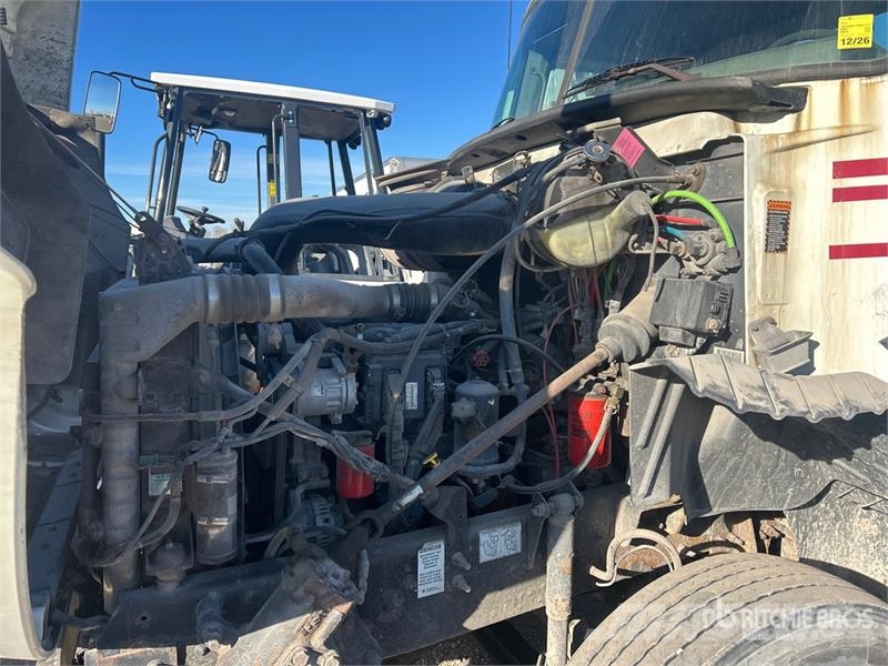 Mack CXN613 Tracteur routier