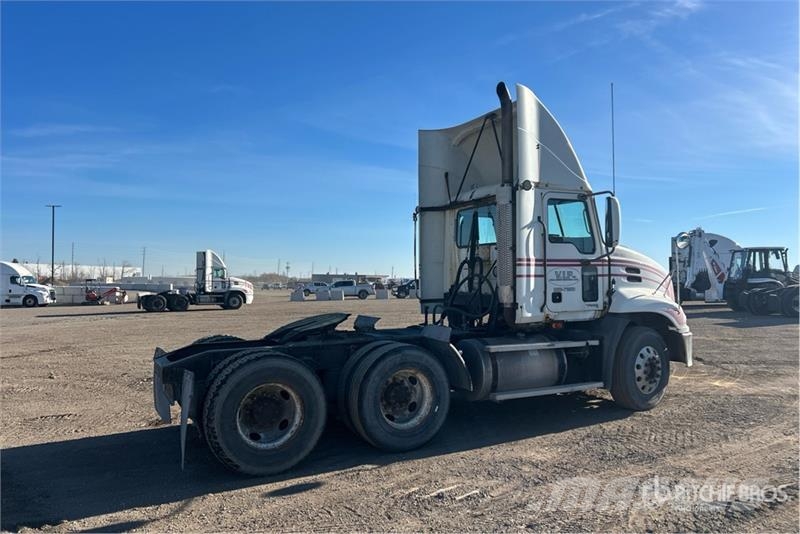 Mack CXN613 Tracteur routier