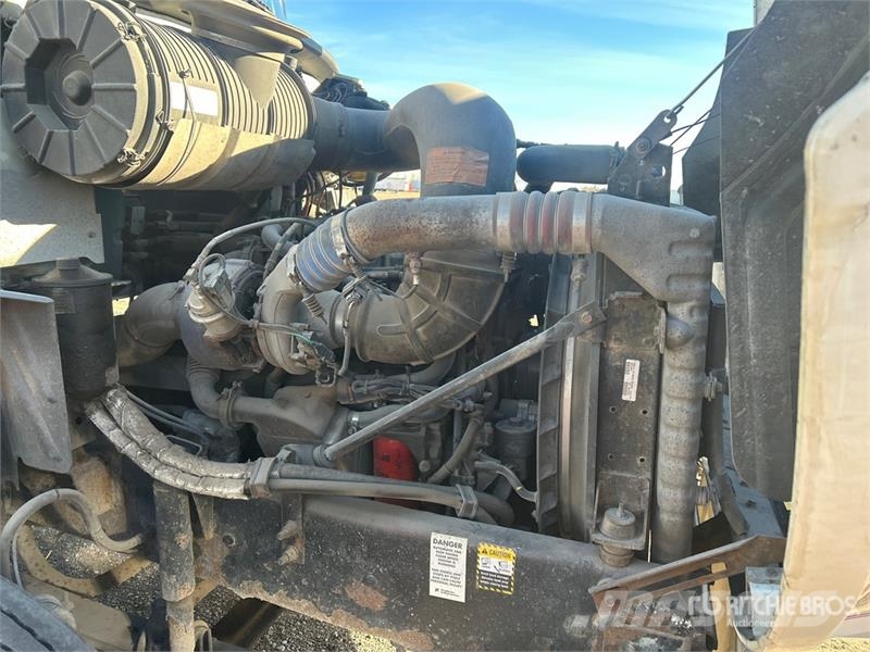 Mack CXN613 Tracteur routier