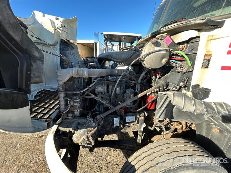 Mack CXN613 Tracteur routier