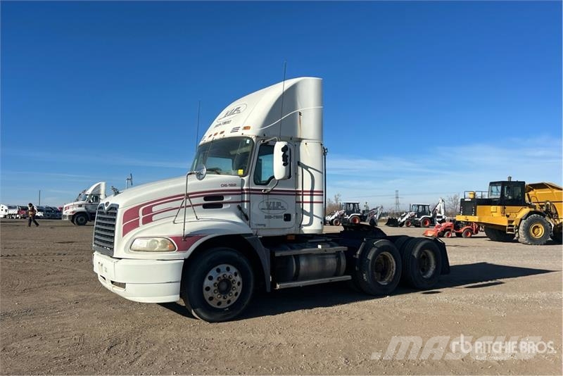 Mack CXN613 Tracteur routier