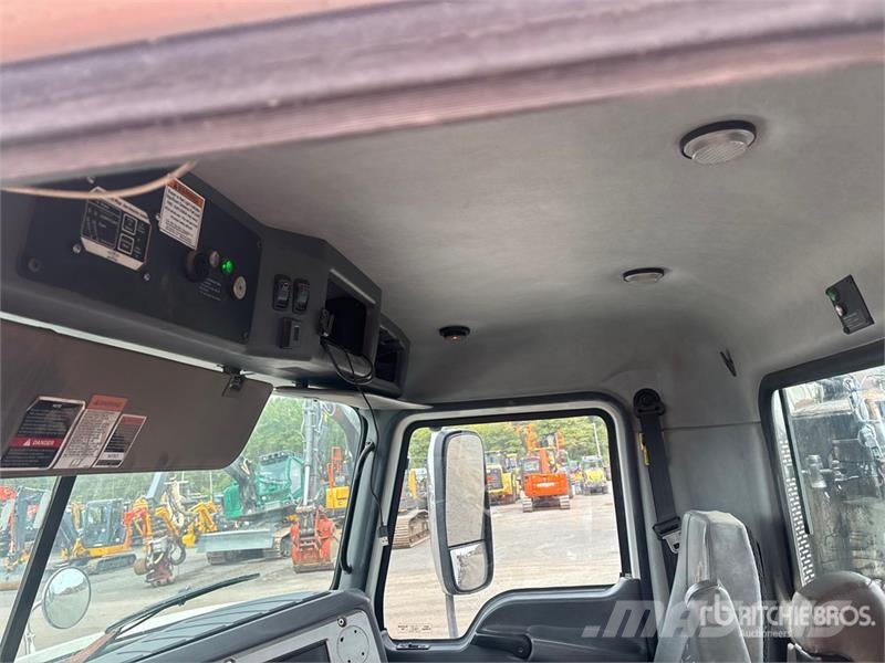 Mack CXU600 Autotractoare