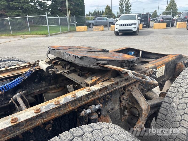 Mack CXU600 Autotractoare