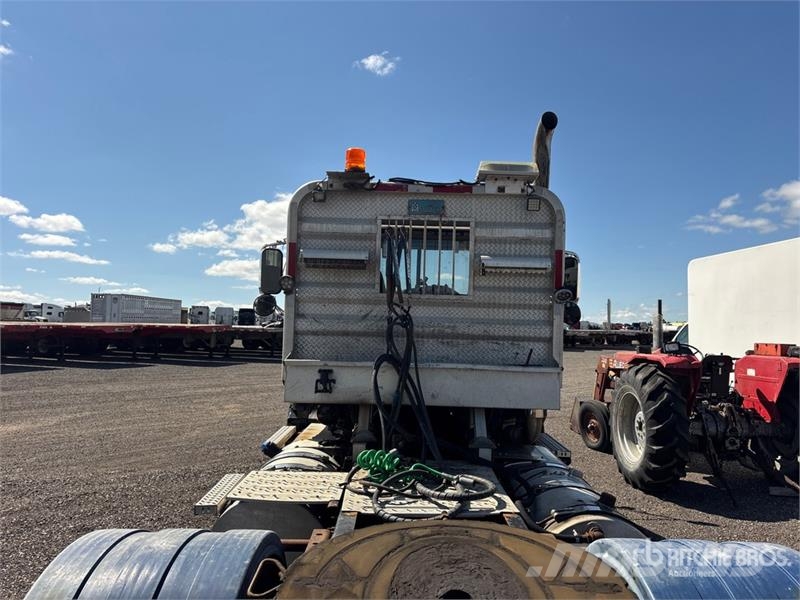 Mack CXU613 Autotractoare