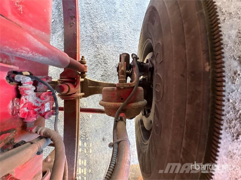 Mack CXU613 وحدات الجر