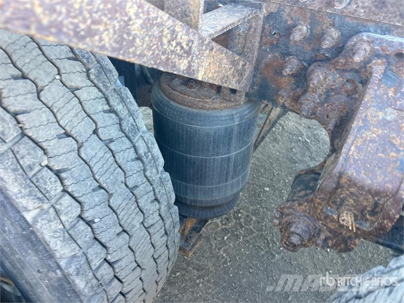 Mack CXU613 Tracteur routier