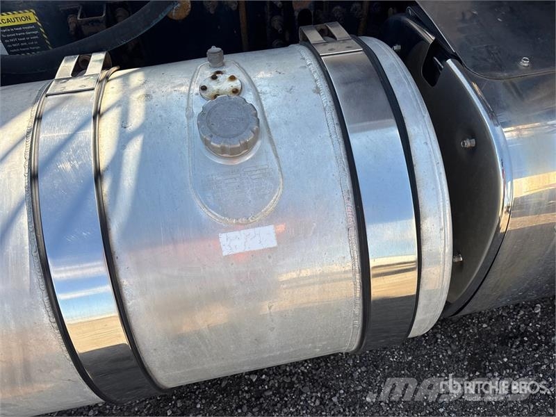 Mack CXU613 Autotractoare