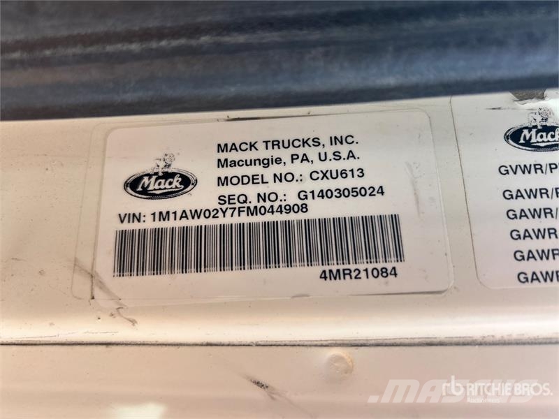 Mack CXU613 Trekkers
