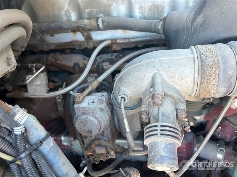Mack CXU613 Tracteur routier