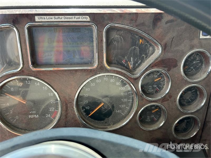 Mack CXU613 Autotractoare
