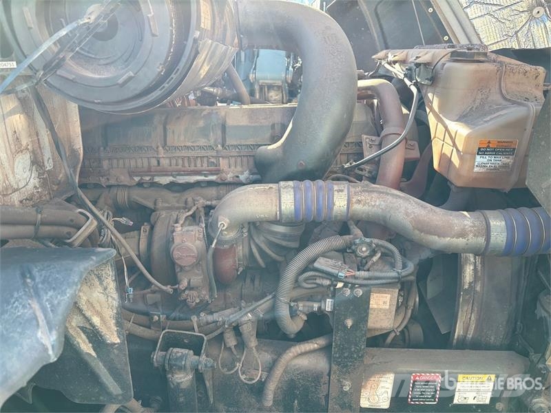 Mack CXU613 Tegljači