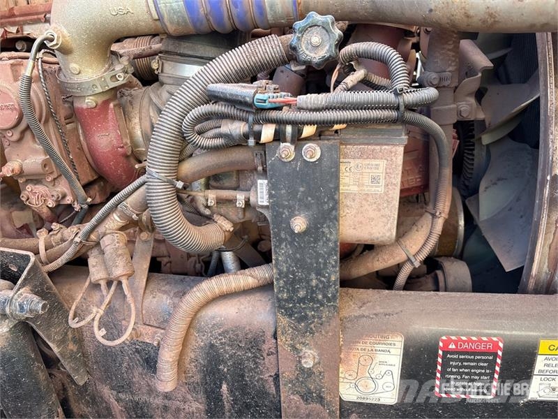 Mack CXU613 Tegljači