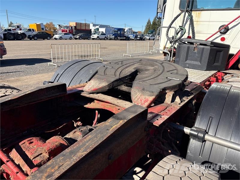Mack CXU613 Tracteur routier