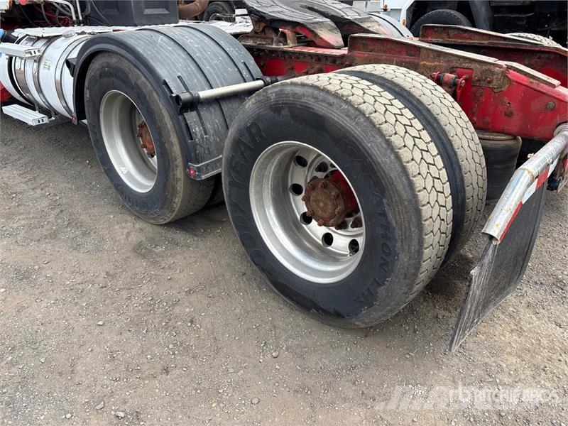 Mack CXU613 Trekkvogner