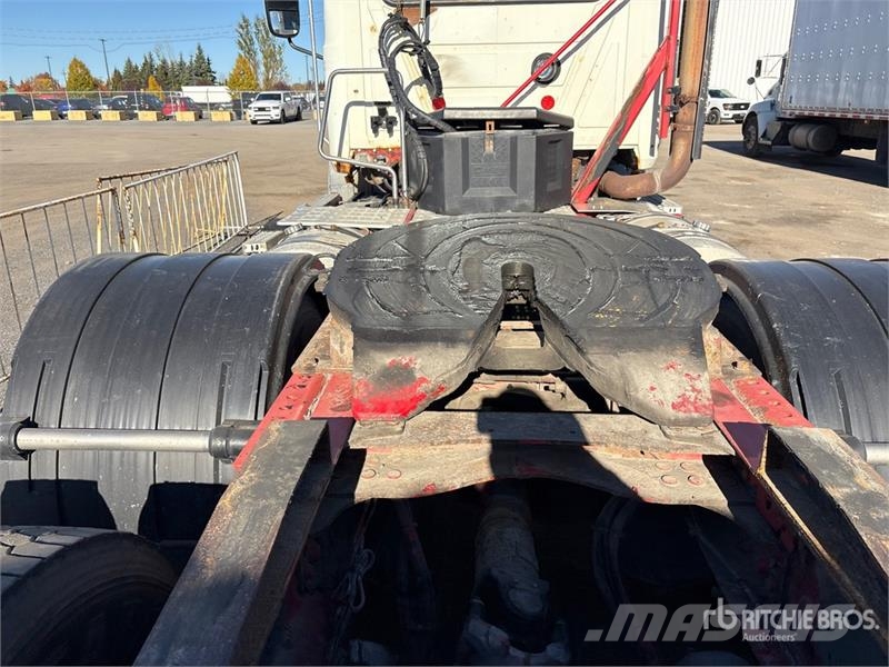 Mack CXU613 وحدات الجر